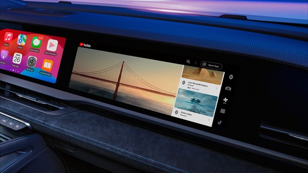 Renault Koleos full hybrid E-Tech  - passenger display