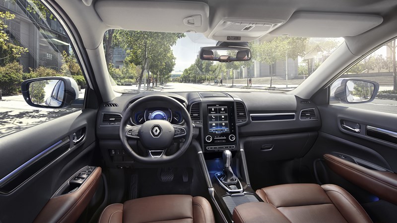 Renault KOLEOS - close-up of driving position