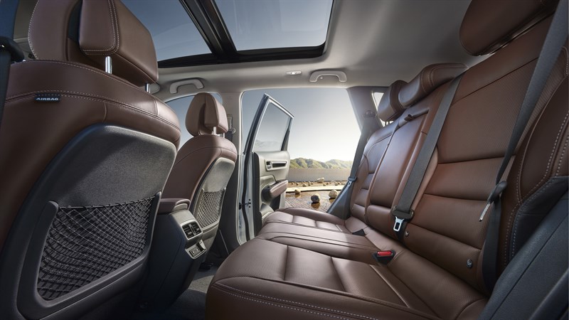 Renault KOLEOS - lateral seat bench in Sienna Brown leather